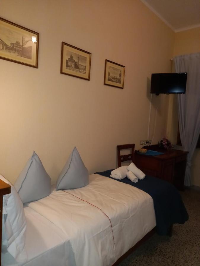 Bnb Villa Melany Vicino Centro Lucca Luaran gambar